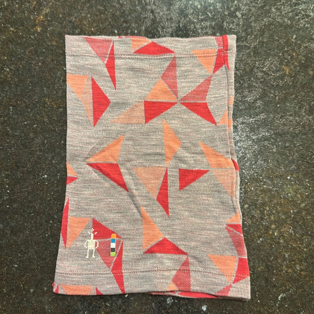 Kids Geometric Neck Warmer - Red & Orange